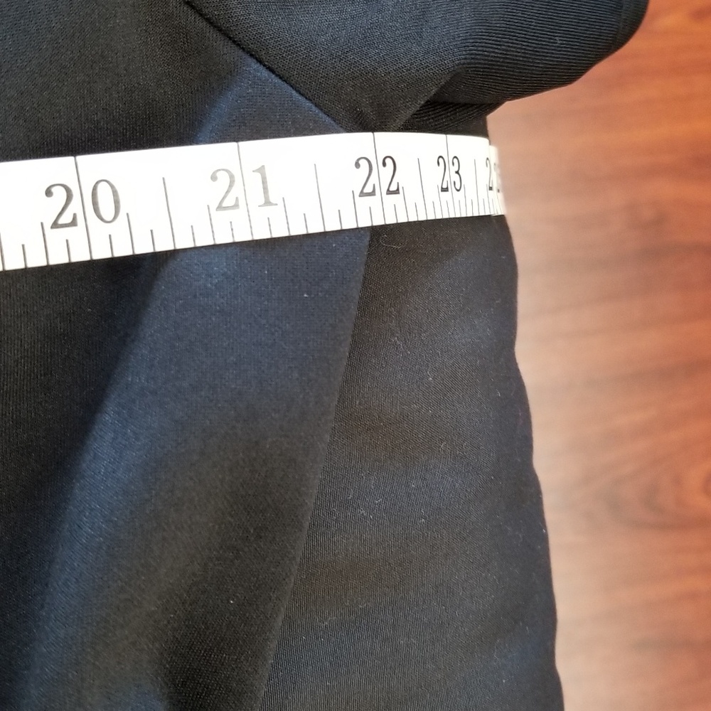 Belted black cocktail dress w/belt - Picture 4 of 4
